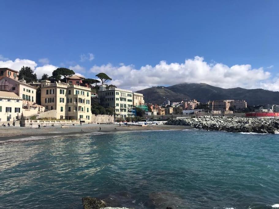 Apartamento Pisi Home, 2 Min Dalla E Dall' Ospedale Gaslini